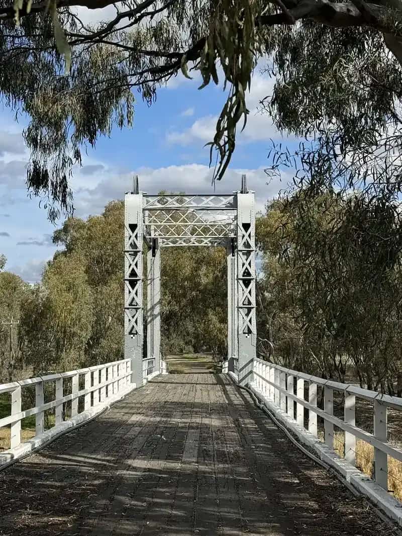 The bridge over the Barwon River at Brewarrina